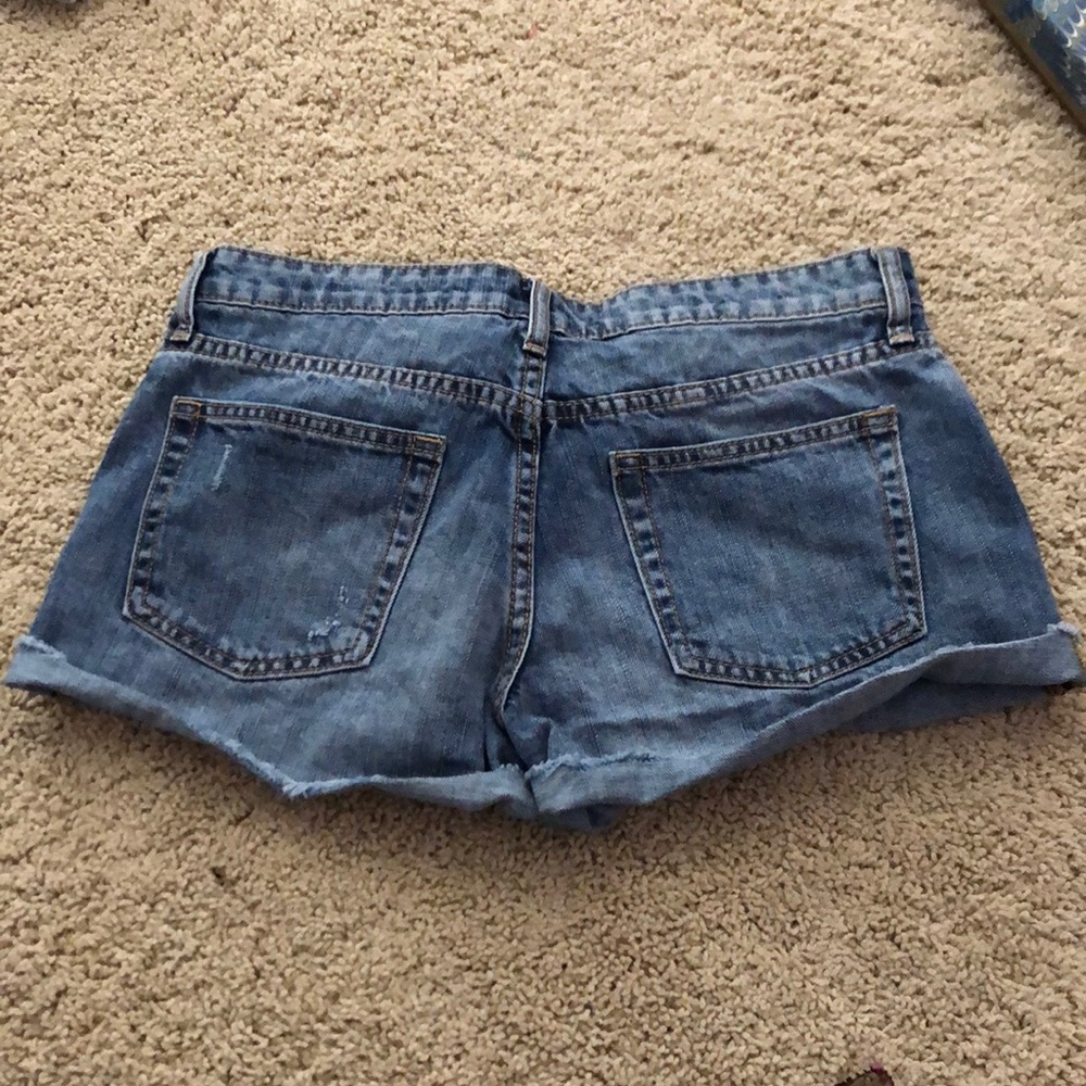 Shorts - Picture 2 of 2